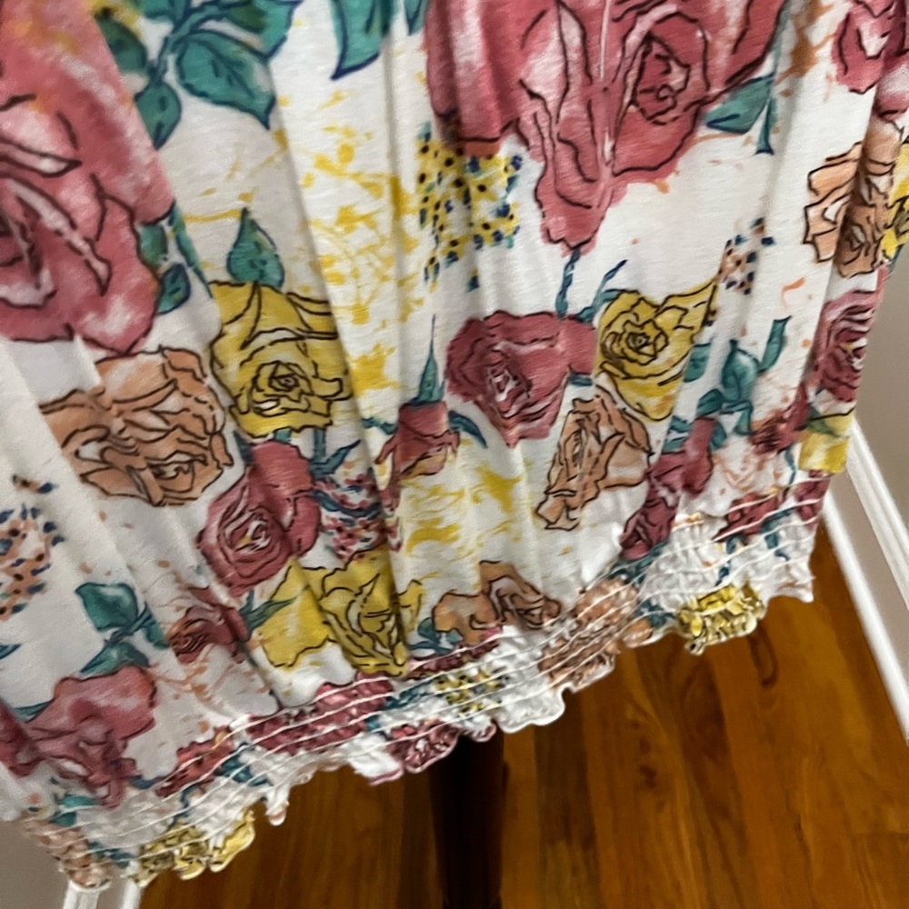 American Rag top
1xl
looks great over a tank - Picture 3 of 4